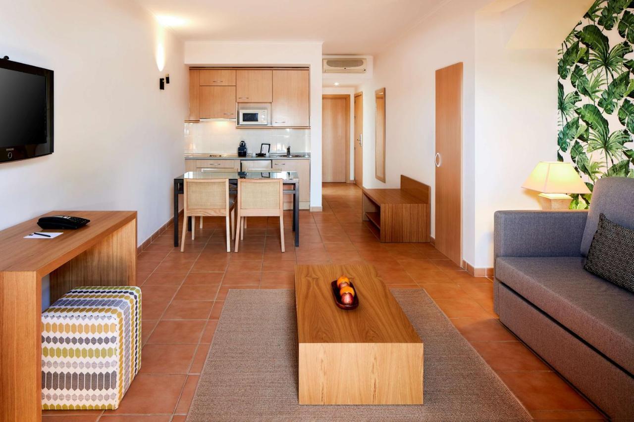 Nh Marina Portimao Resort Extérieur photo