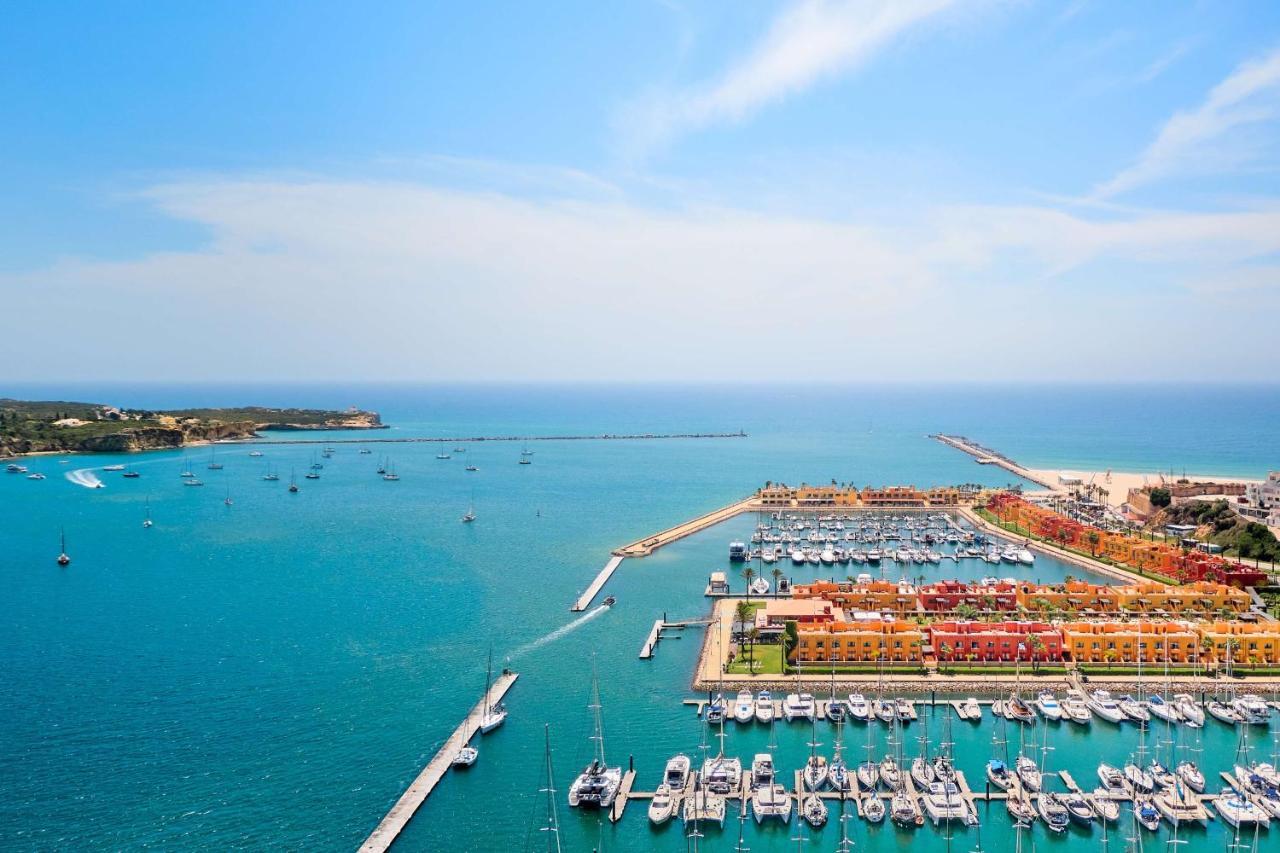 Nh Marina Portimao Resort Extérieur photo