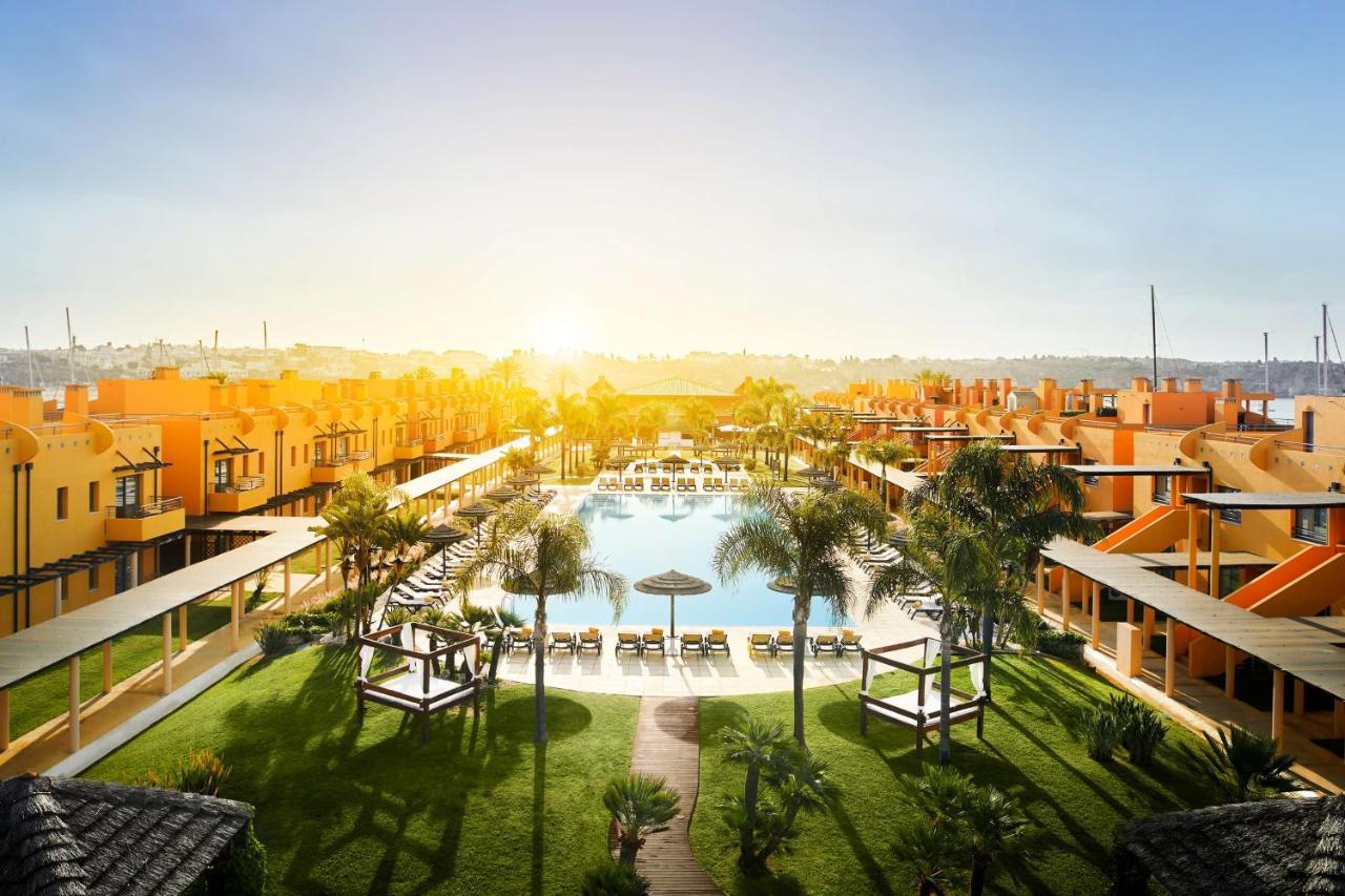 Nh Marina Portimao Resort Extérieur photo
